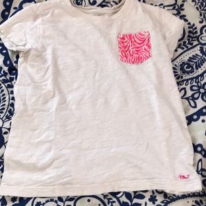 vineyard vines tee shirt